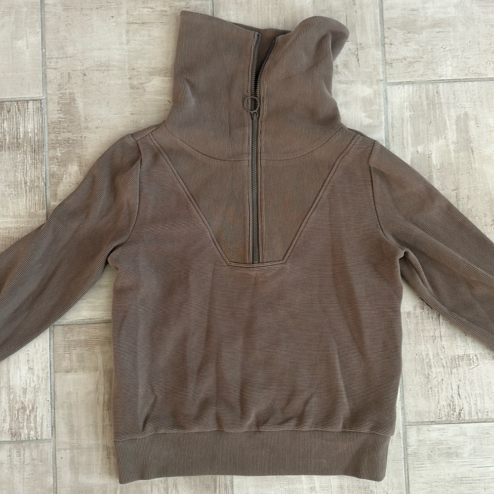 Varley sweater!